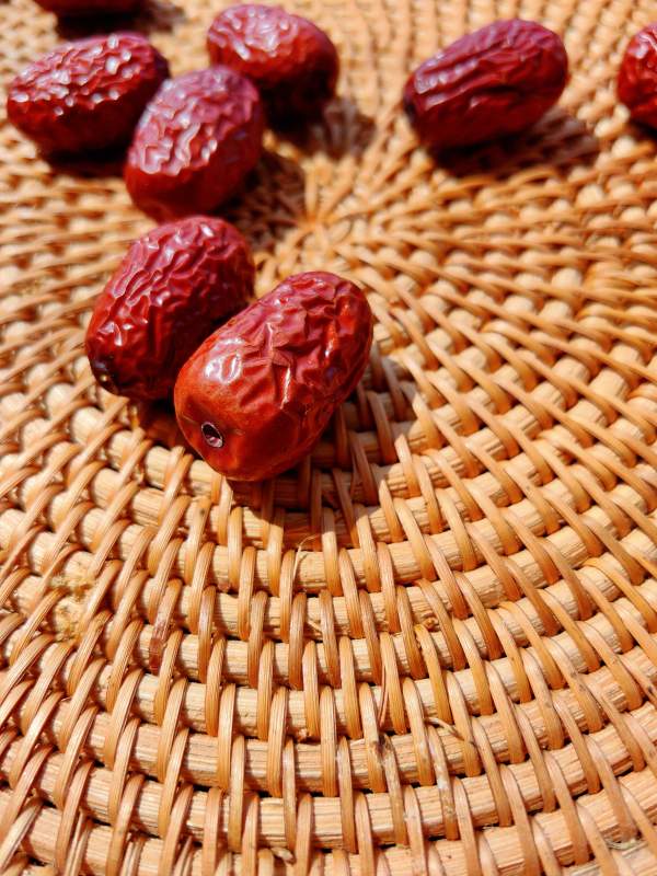 红枣编织篮图片