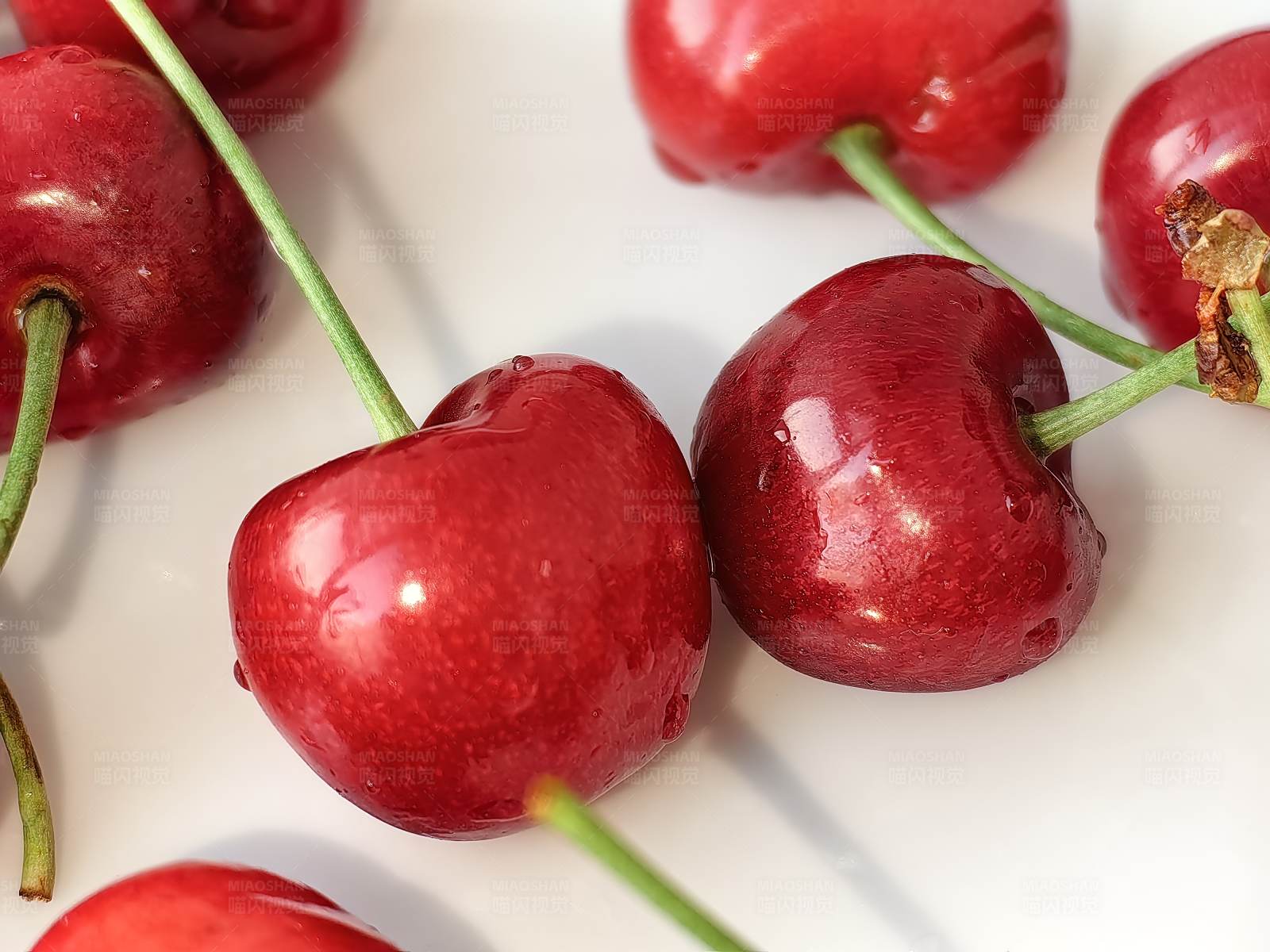 红樱桃的特写图片