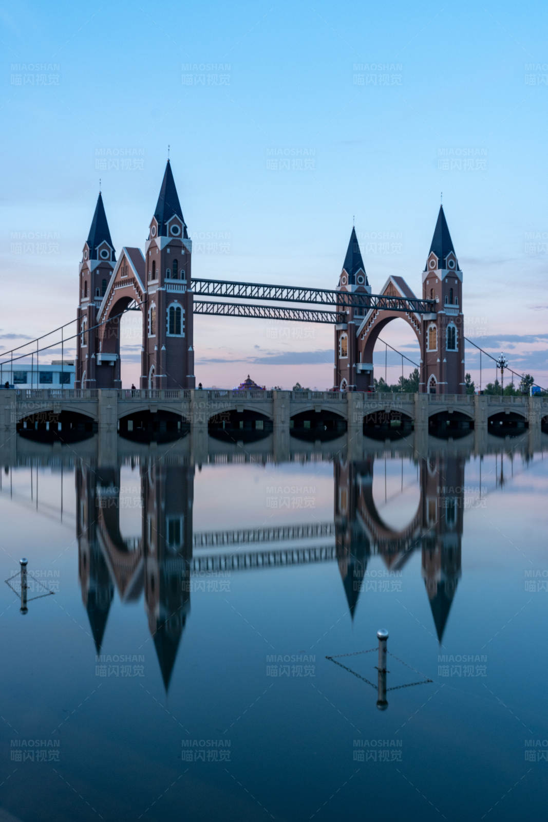 新疆布尔津桥图片