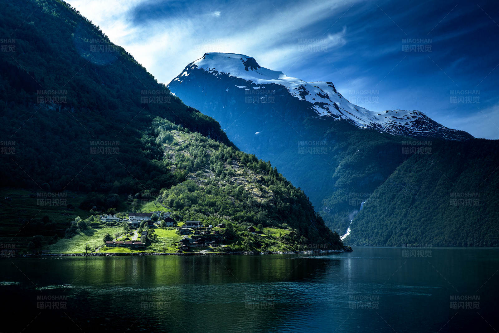 挪威松恩峡湾图片
