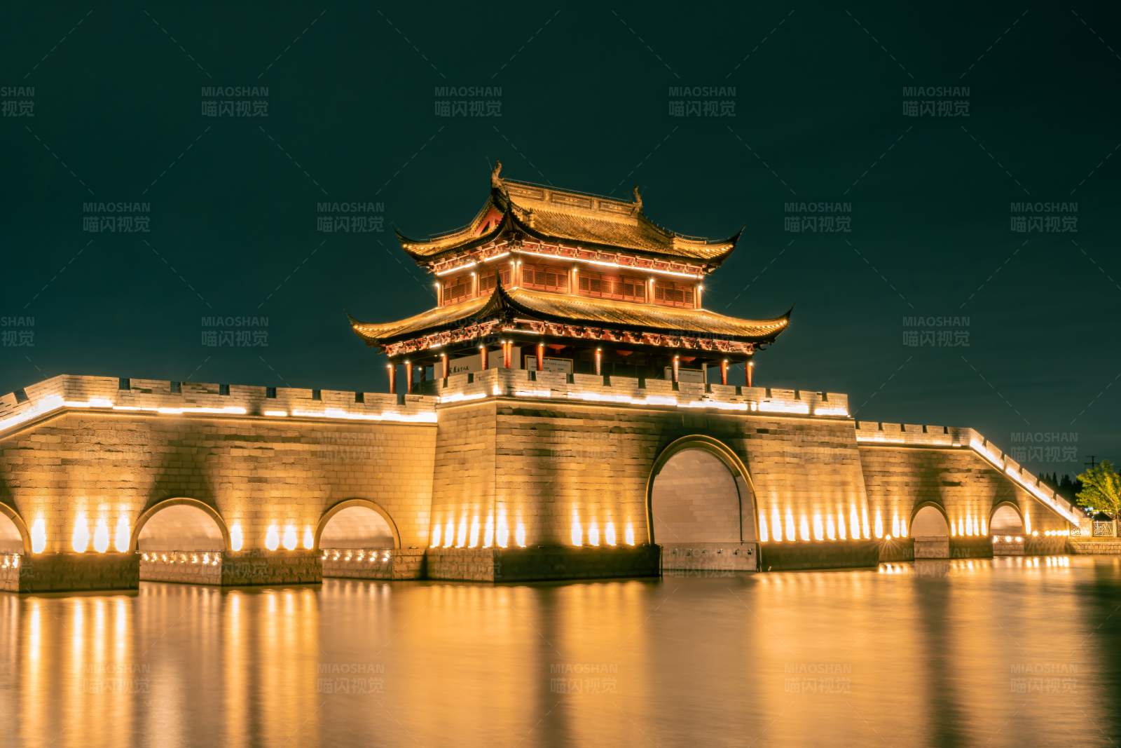 上海市青浦区水城门图片