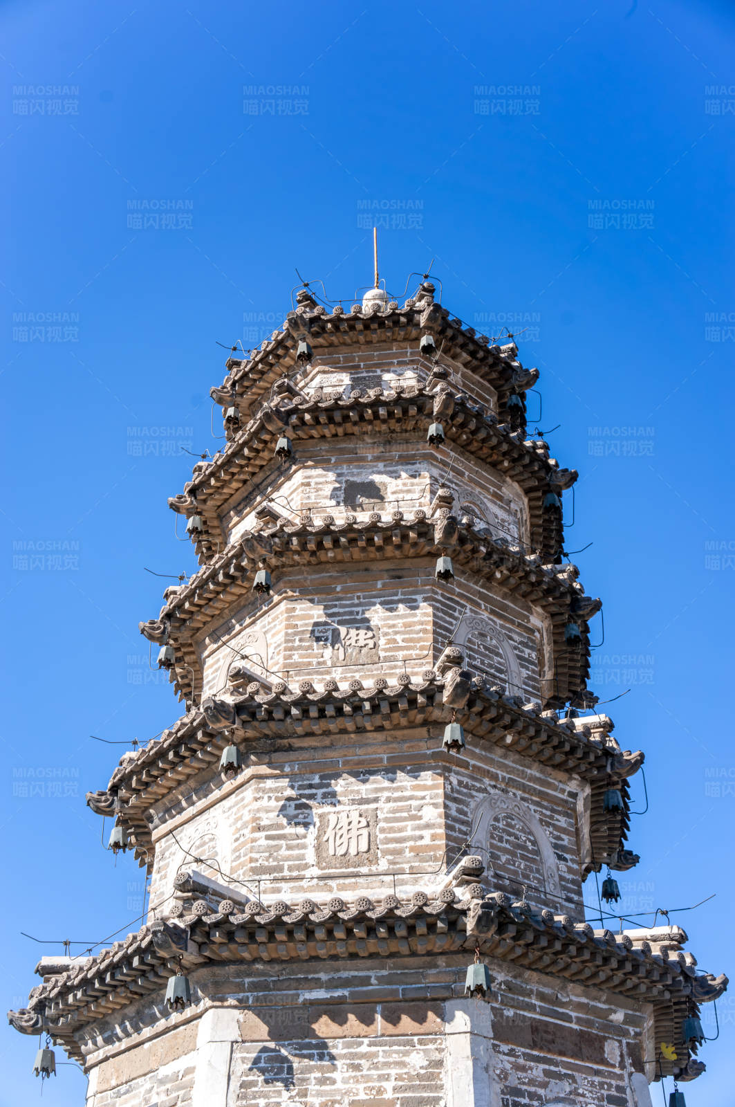 河北三河灵山塔图片