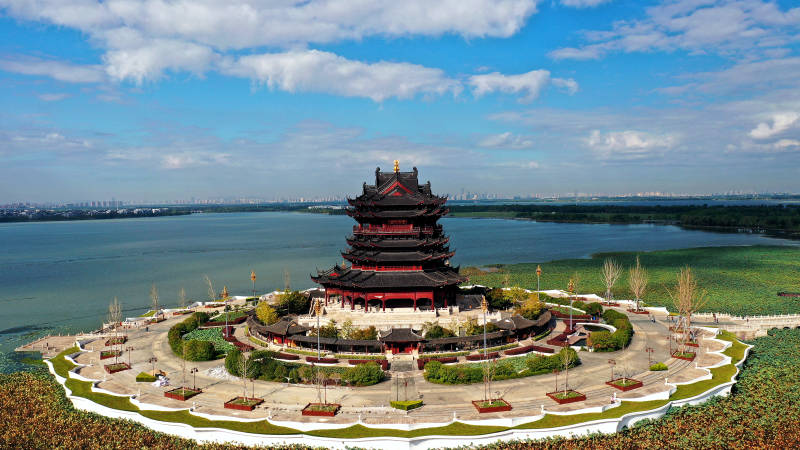 航拍阳澄湖重元寺图片