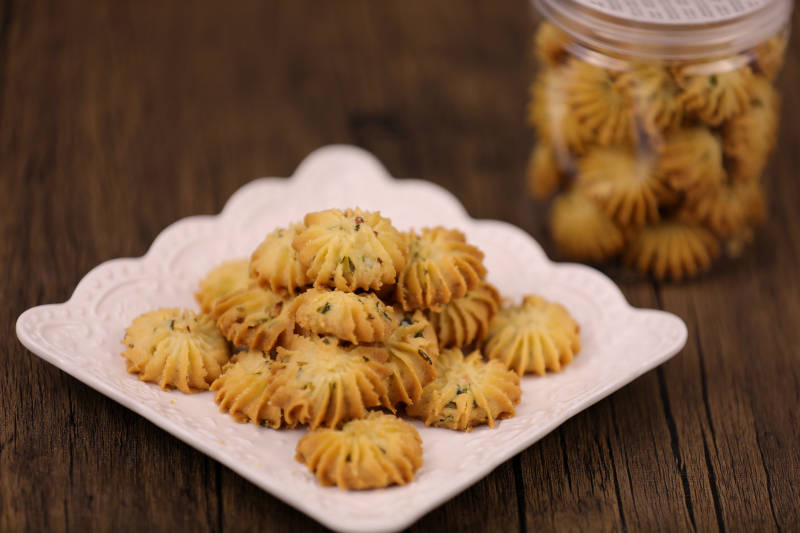 香脆饼干堆图片