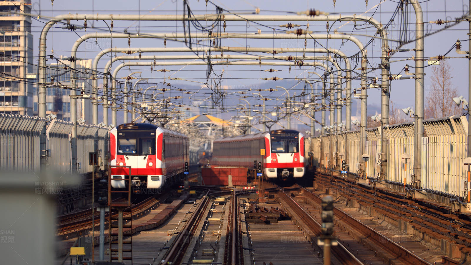 地铁枢纽站图片