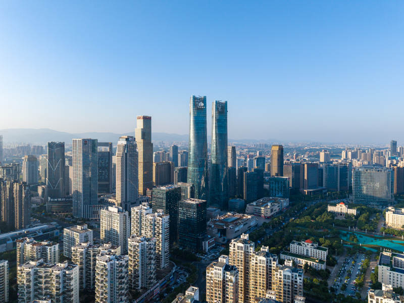 江西省南昌市现代都市天际线图片