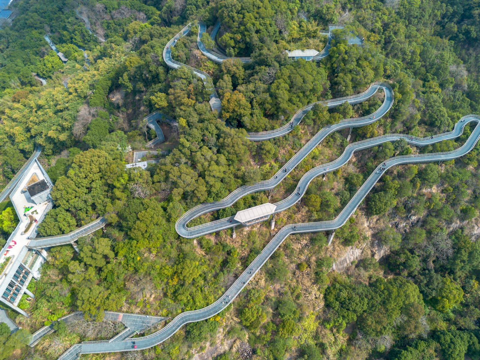 航拍中国福建福州城市森林步道福道金牛山公园段图片