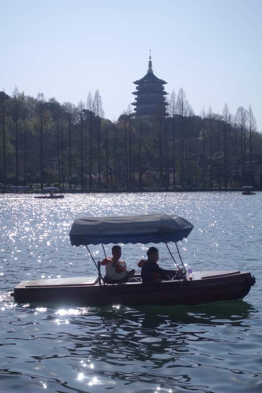 杭州西湖游船图片