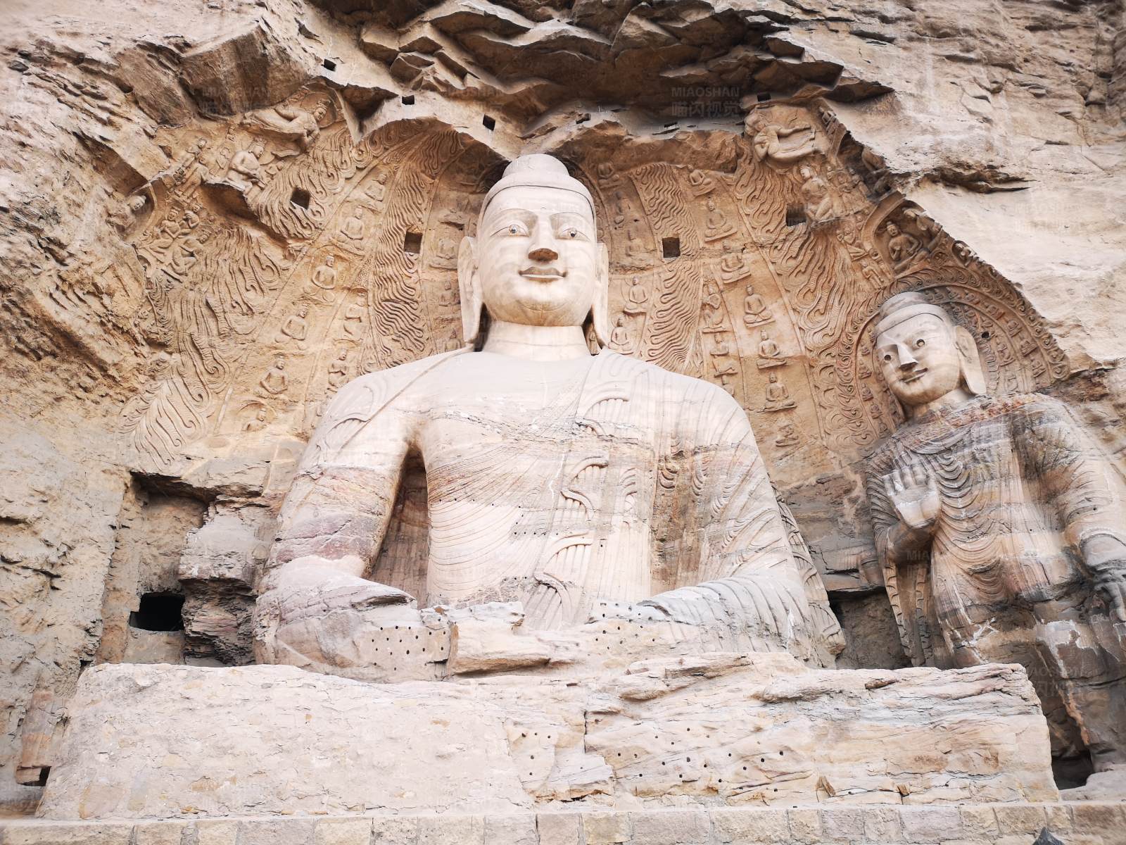 山西云冈石窟佛像图片