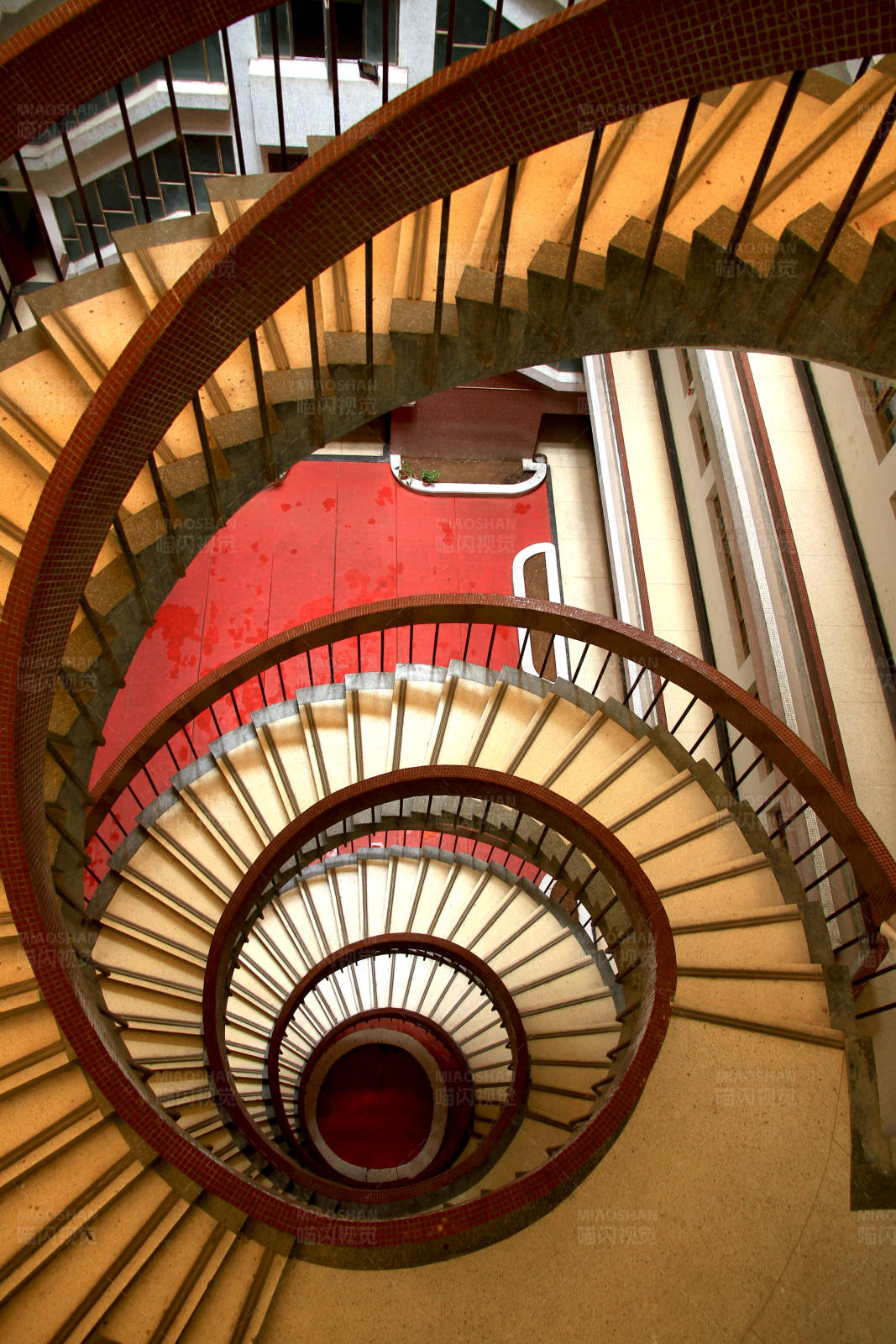 南京河海大学的图书馆图片