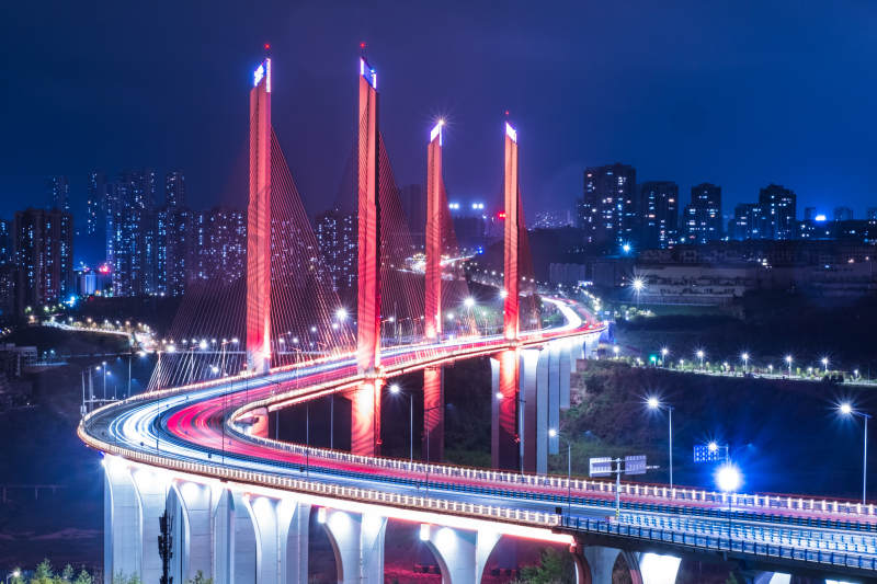 夜色中的蔡家嘉陵江大桥图片
