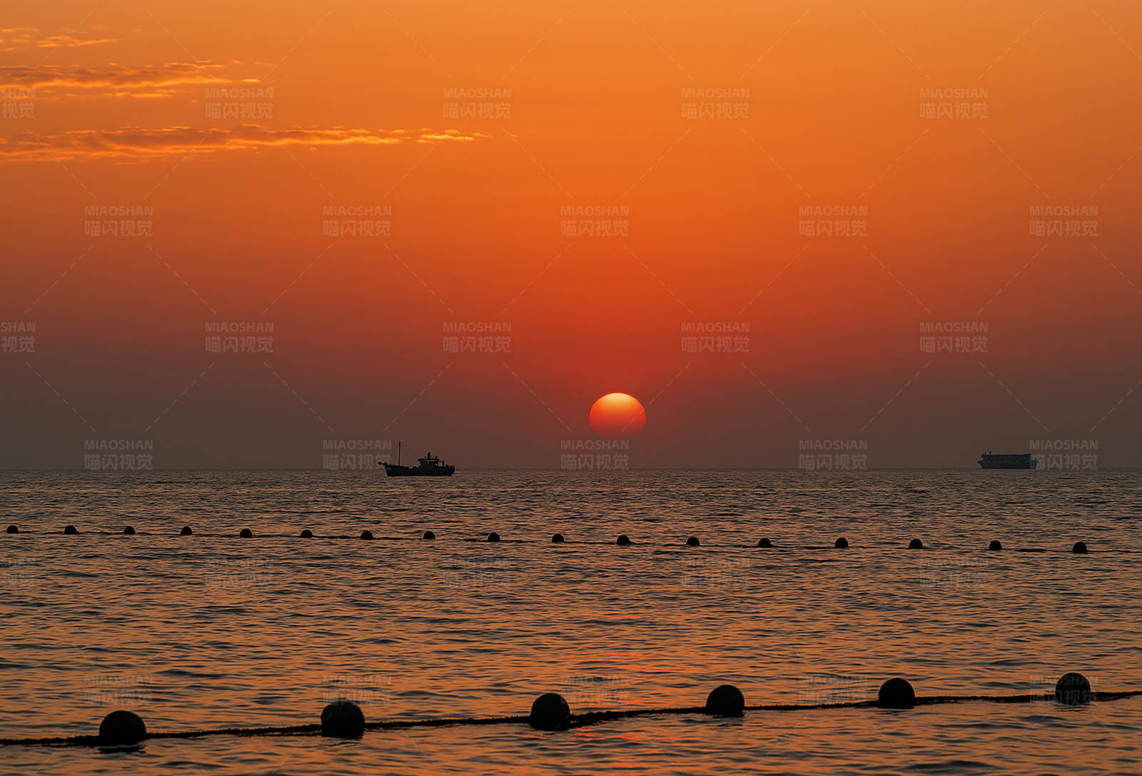 黄海海上日落图片