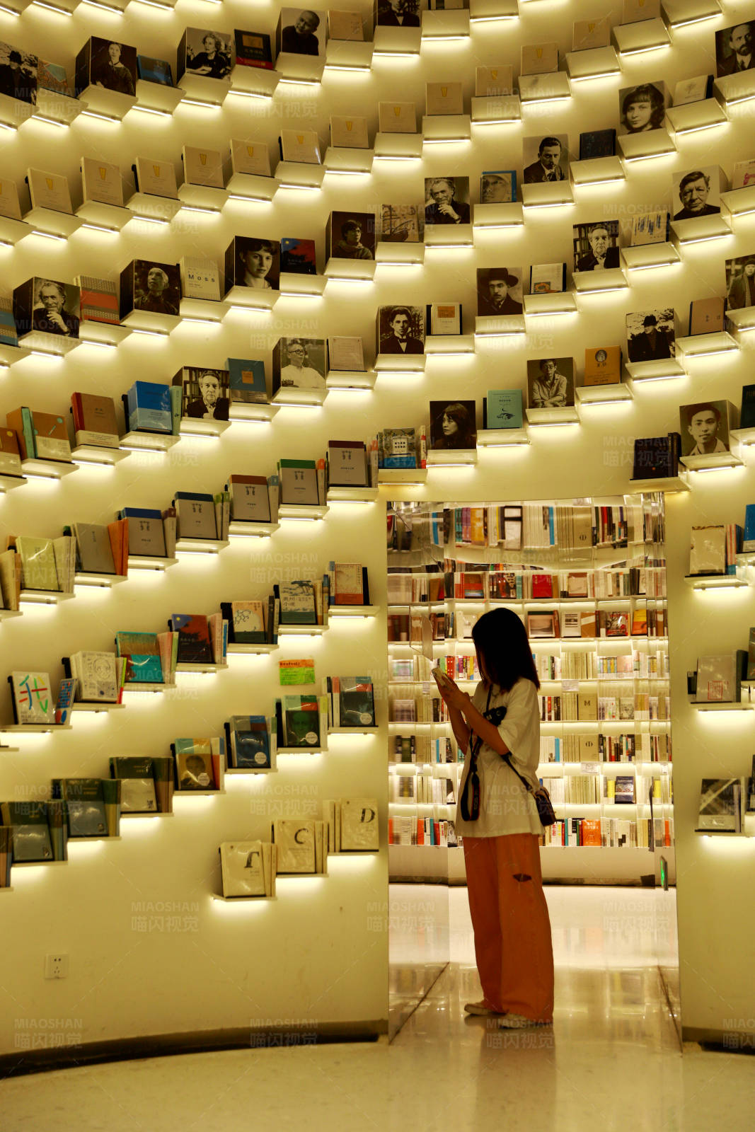 南京先锋书店图片