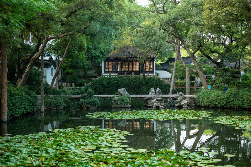 江南园林静谧之美图片