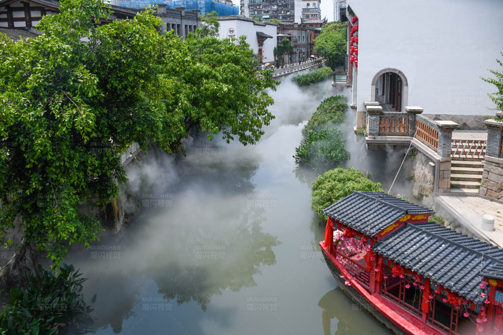 烟雨江南水乡景图片