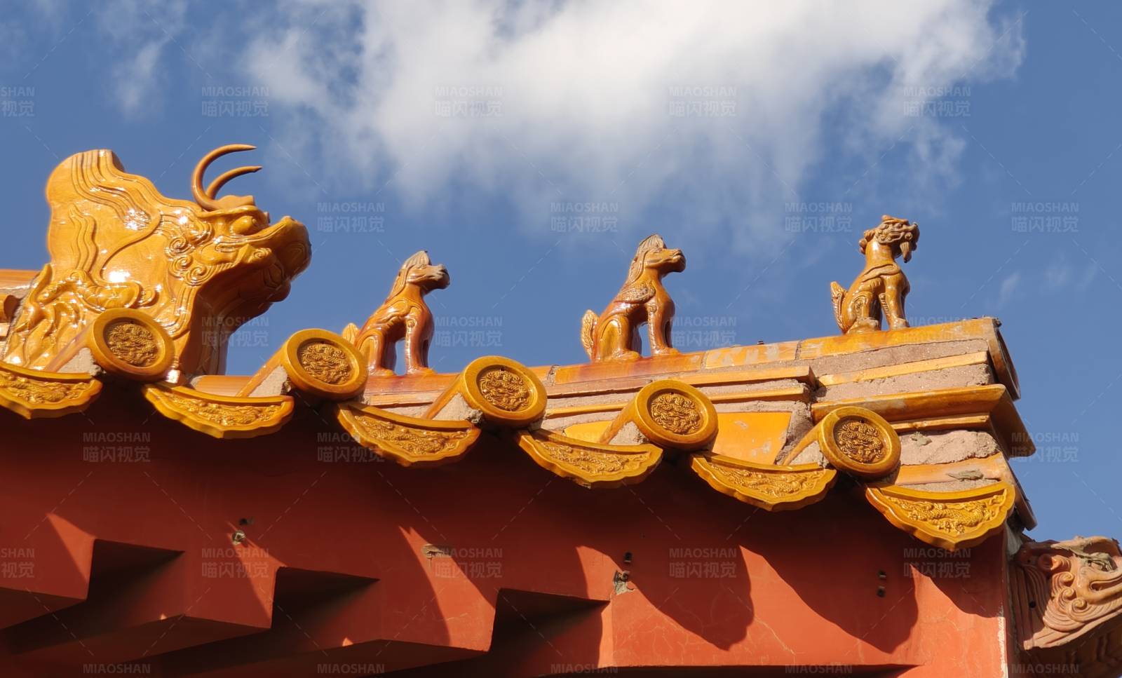故宫屋檐上的神兽装饰图片