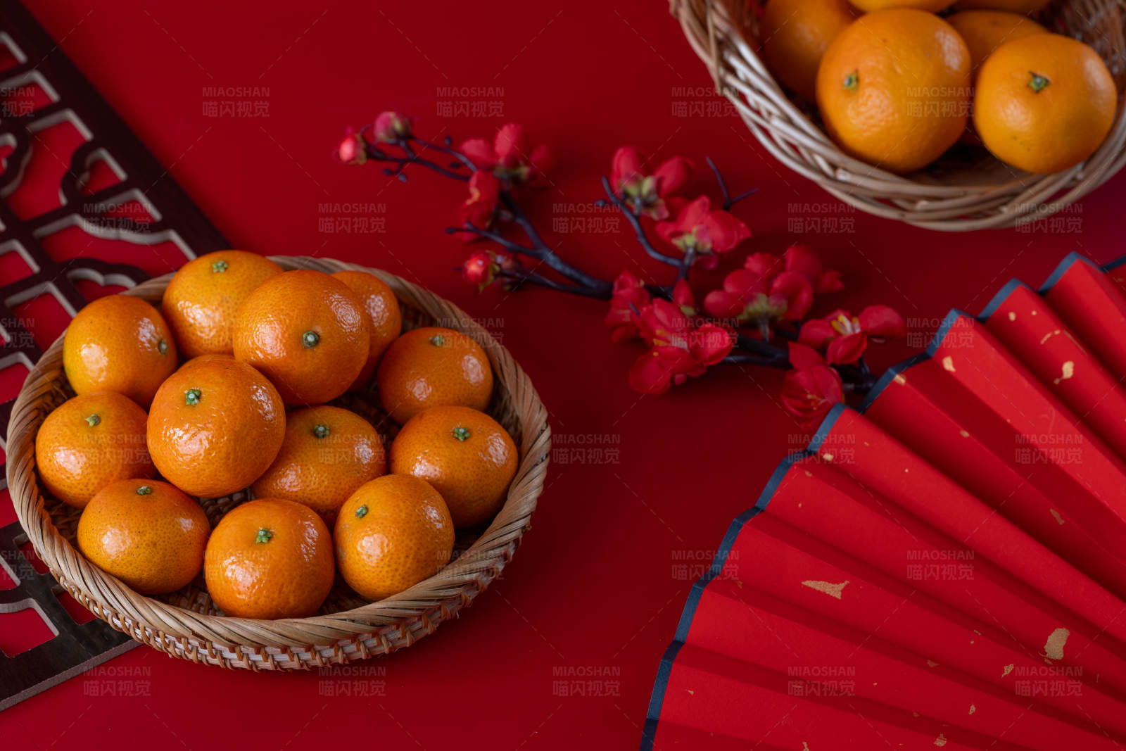 春节橙子与红包布置图片