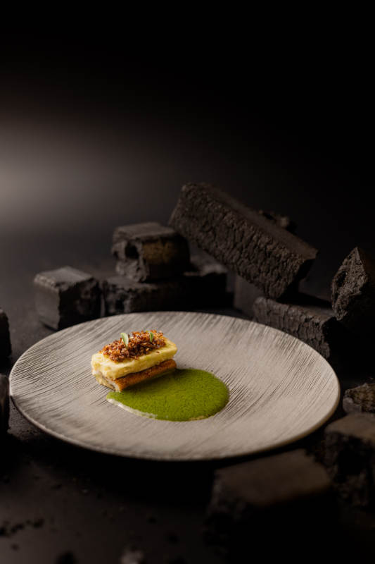 炭烧美食 精致烤制佳肴图片