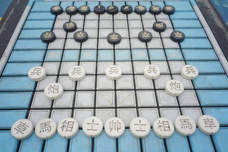 象棋对弈图图片