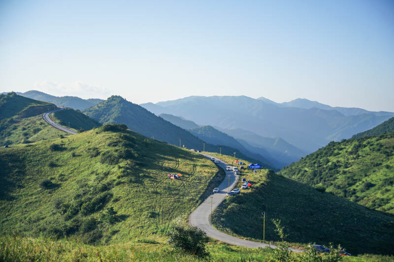 华阳草甸公路图片