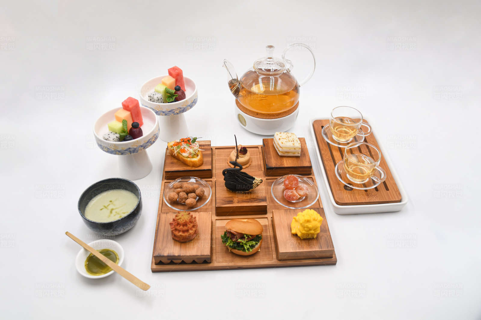 精致下午茶点心组合图片