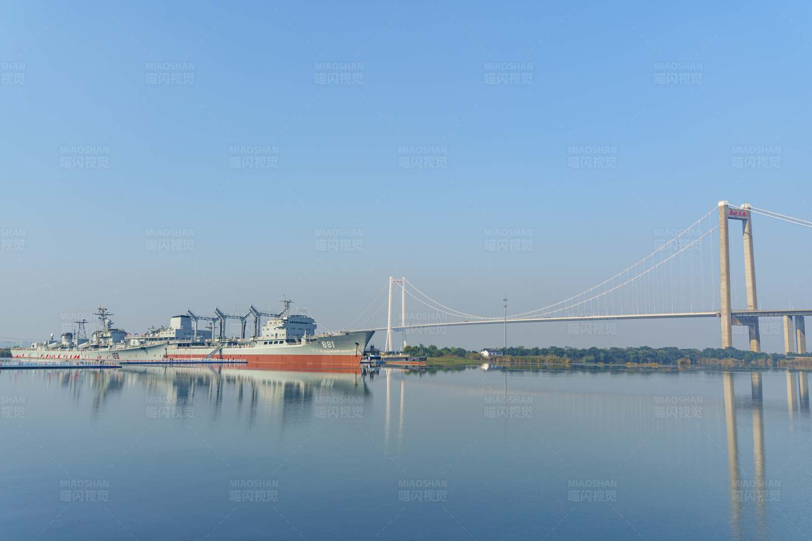 江苏泰州海军舰艇博览园图片