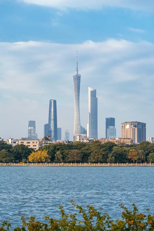 广州塔与珠江美景图片