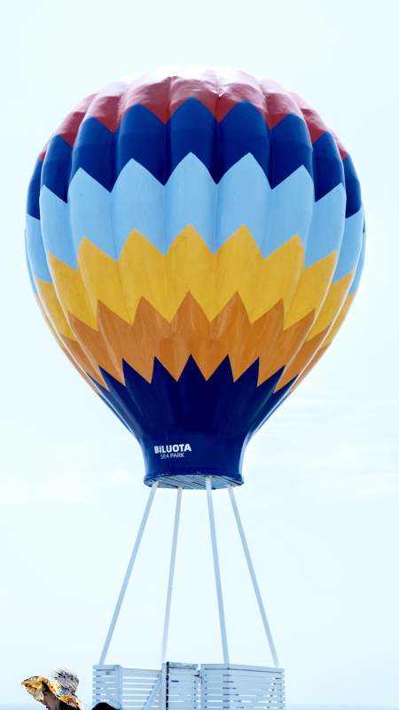 热气球升空图片