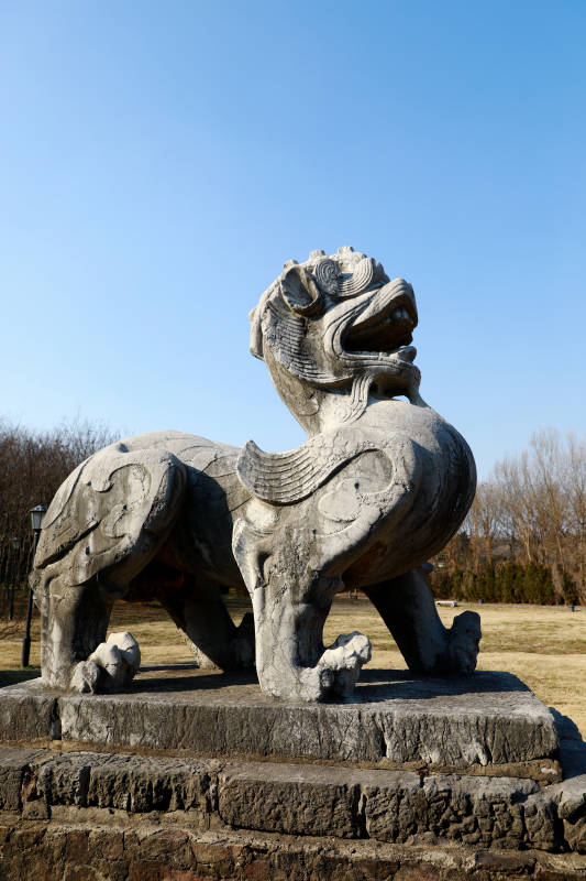 南京栖霞区的永宁陵神道石刻图片