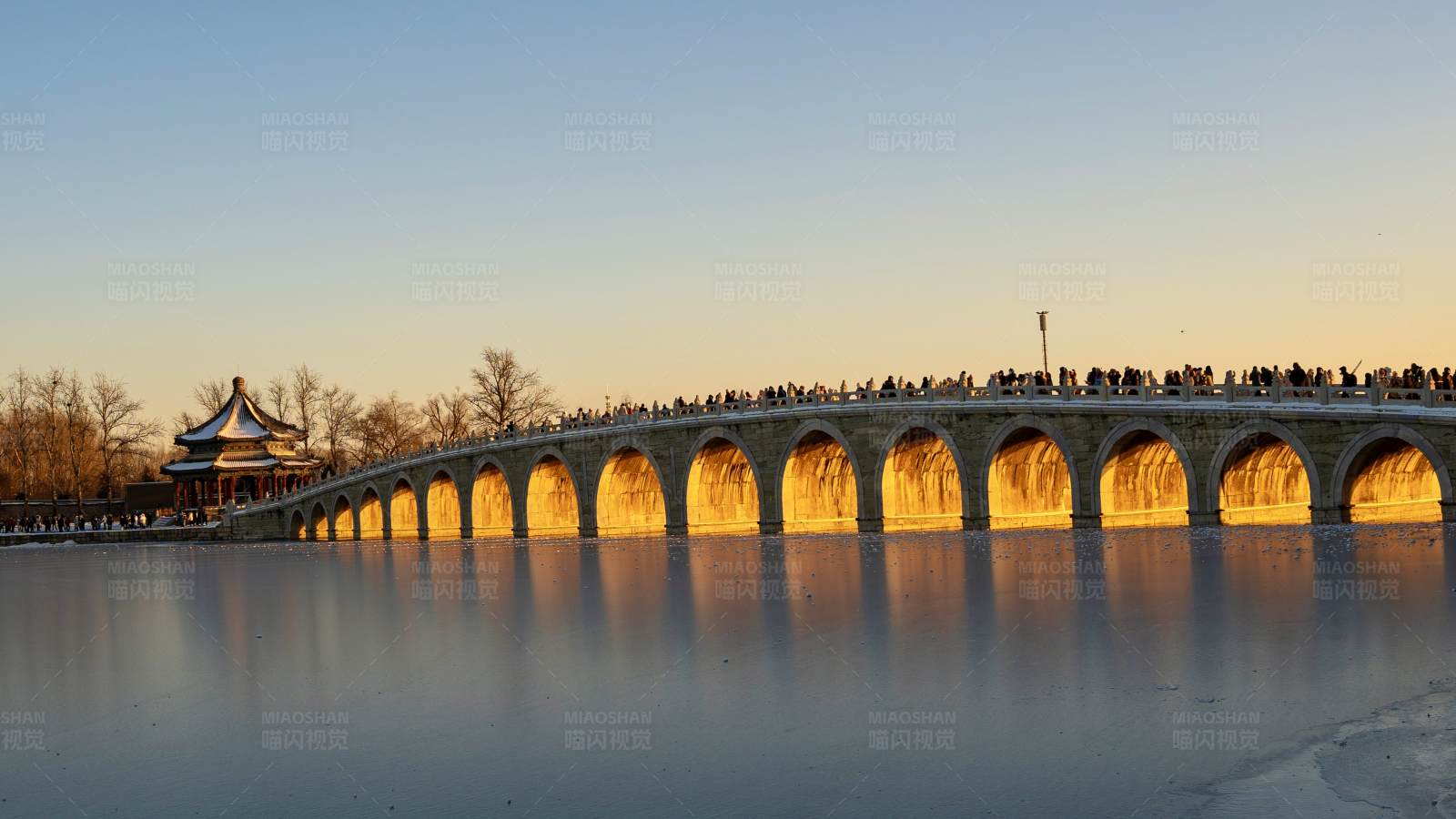 十七孔桥夕阳美景图片