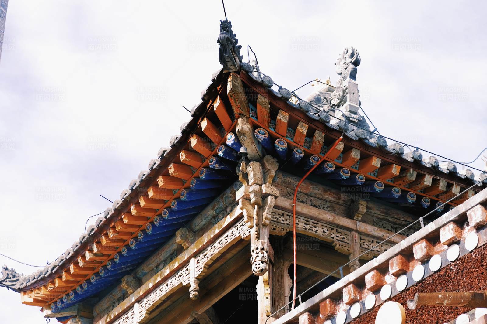 古建筑的屋檐图片