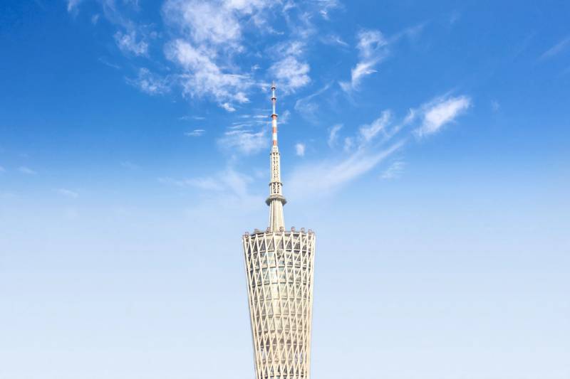 广州塔蓝天白云图片