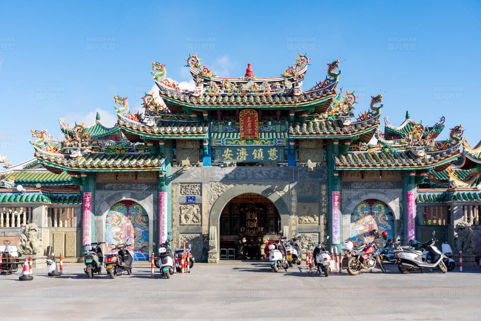 东山岛南门湾真君庙图片