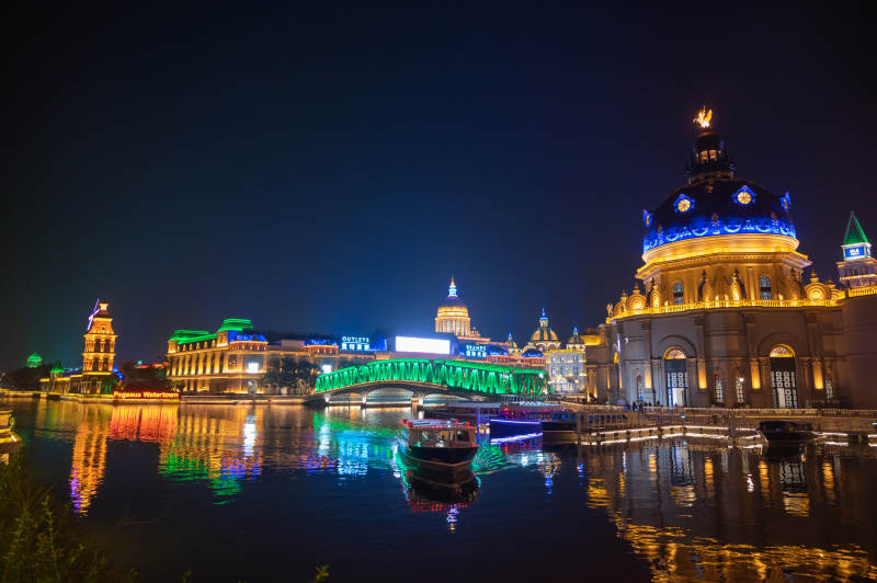 飞马水城 城市夜景图片