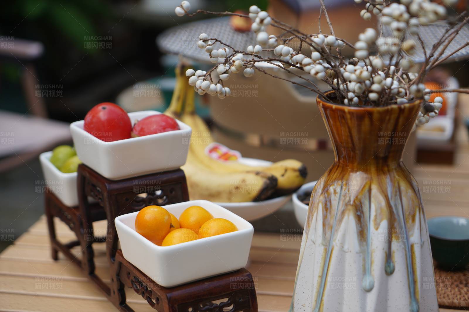 果盘与花瓶图片