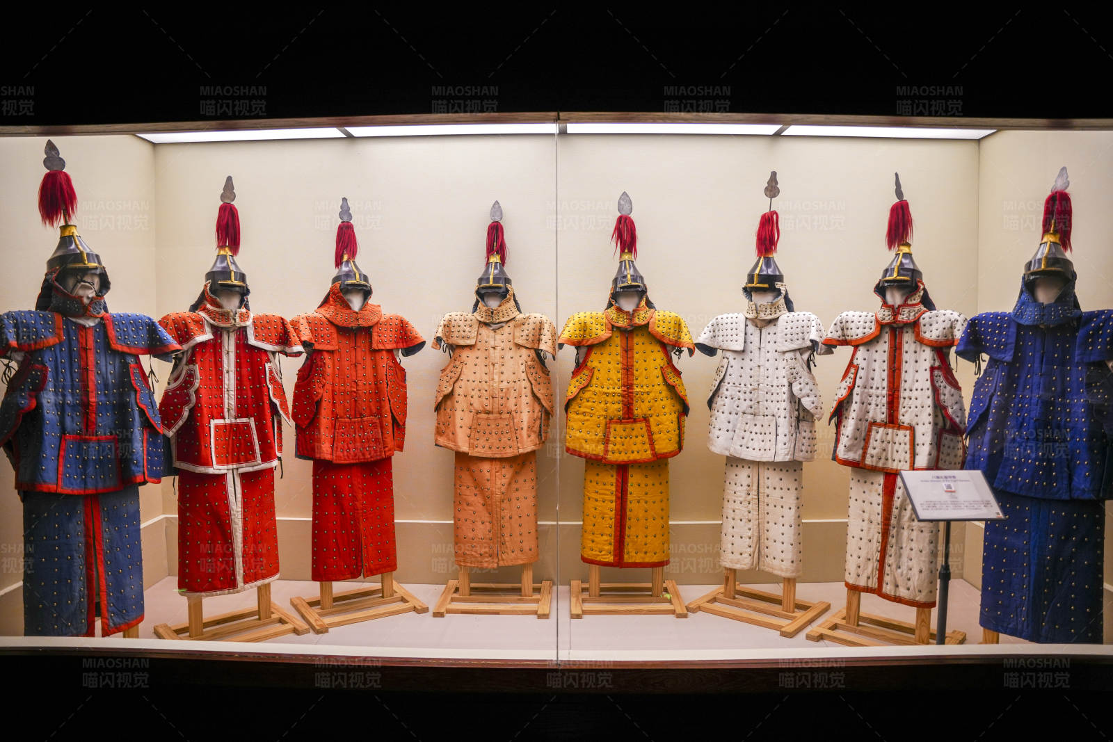 古代盔甲展示图片