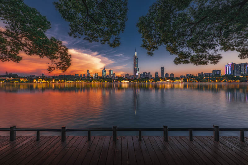 南京玄武湖日落图片