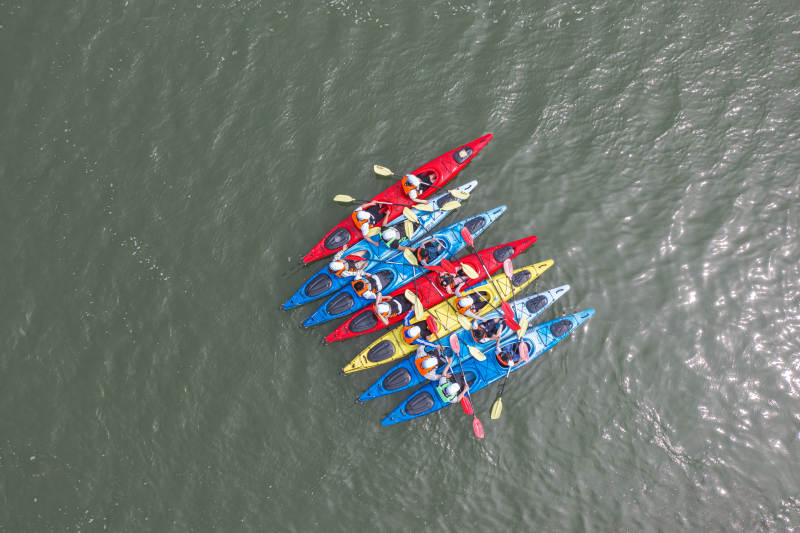水上皮划艇团队图片
