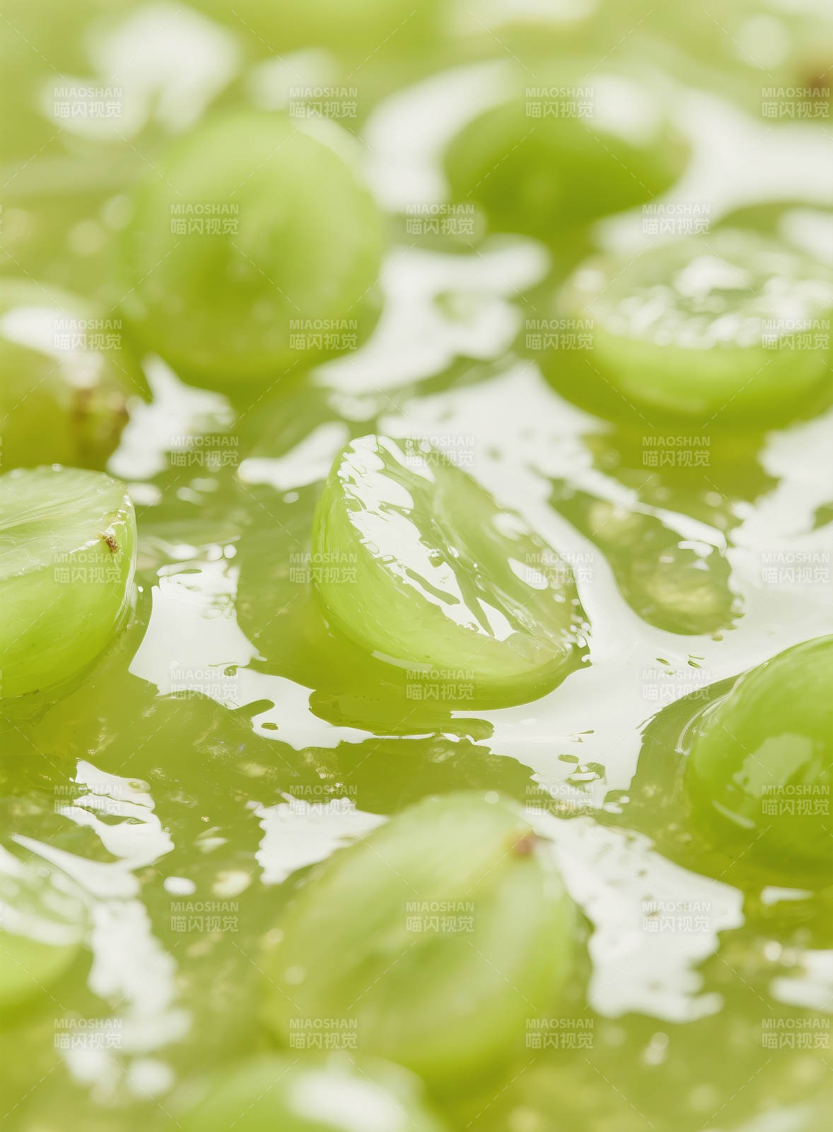 青葡萄果冻特写图片