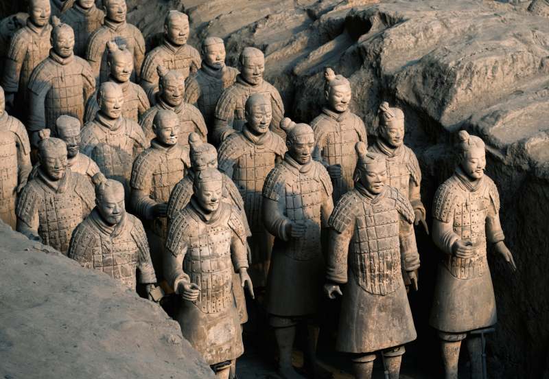 兵马俑的宏伟景象图片