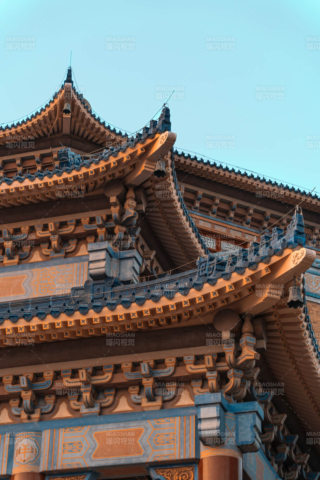 古建筑的屋檐图片