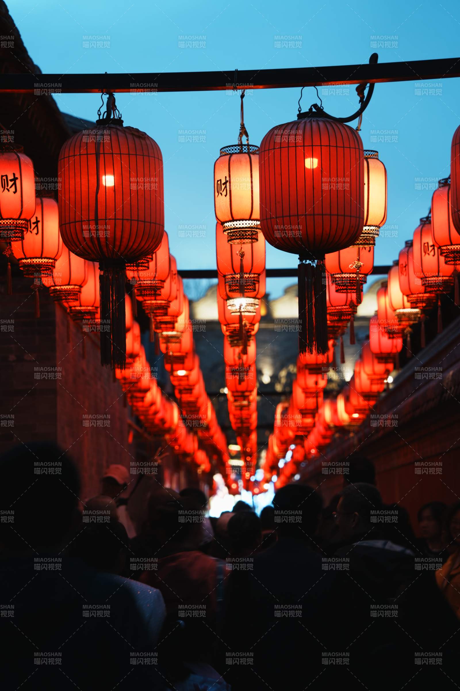 红灯笼夜市图片