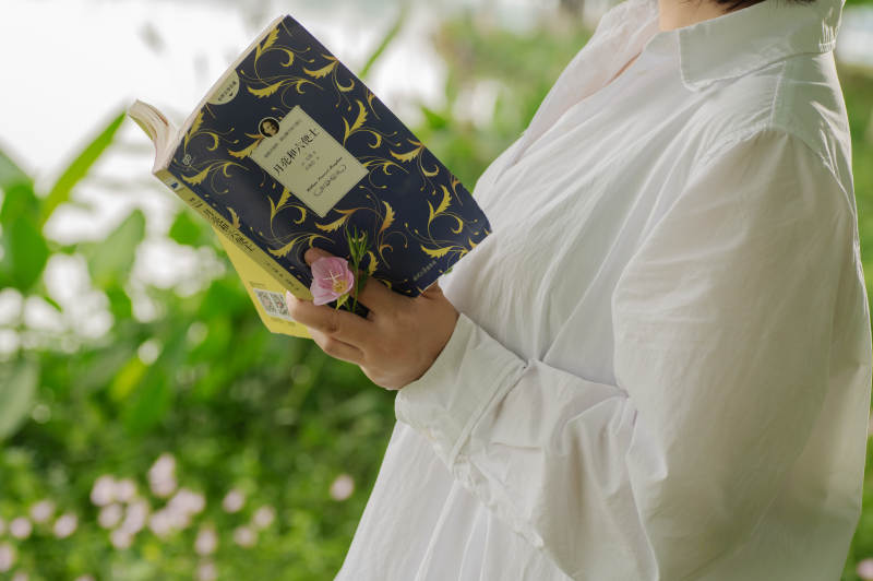 户外阅读时光图片