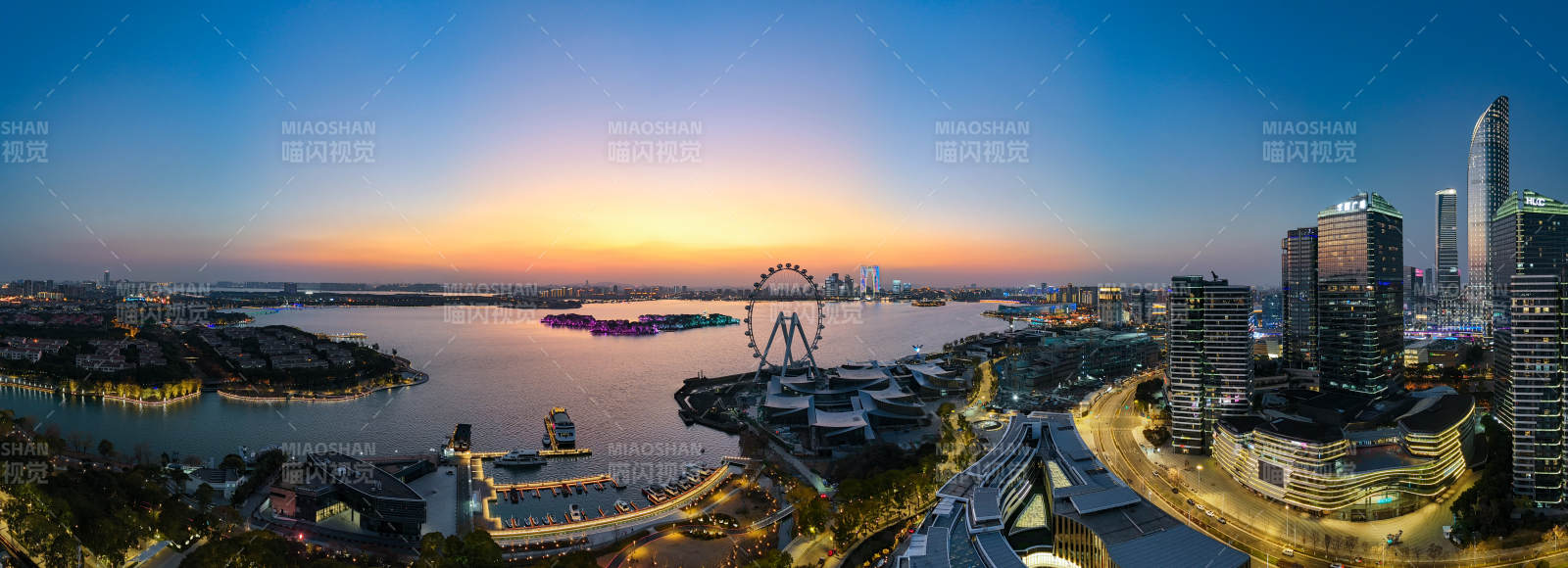 苏州金鸡湖城市黄昏全景图图片