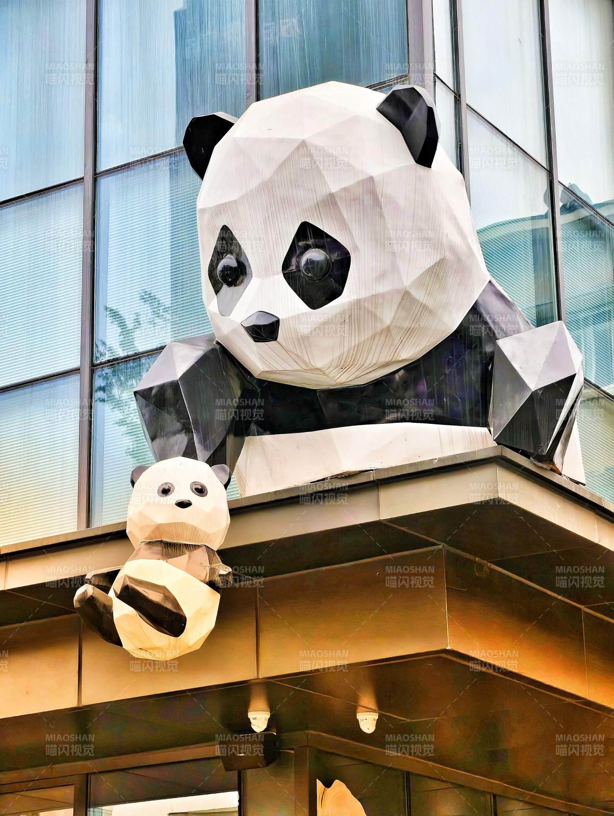 熊猫雕塑装饰建筑图片