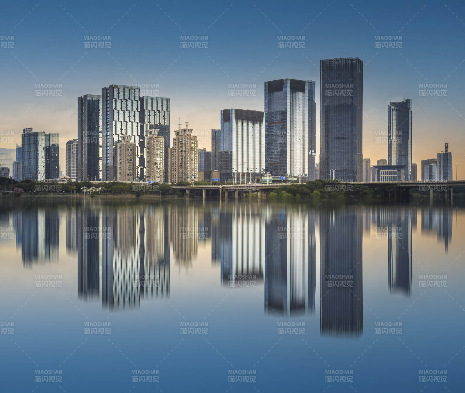 福州城市倒影图片