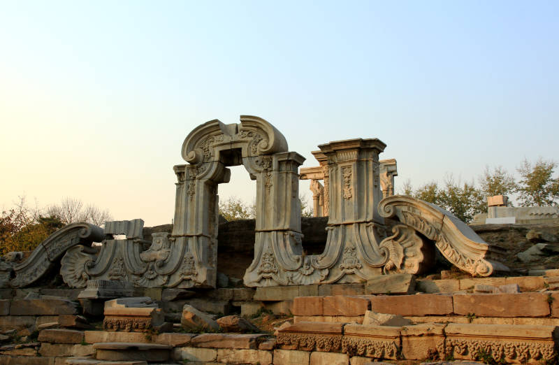 圆明园大水法遗迹图片