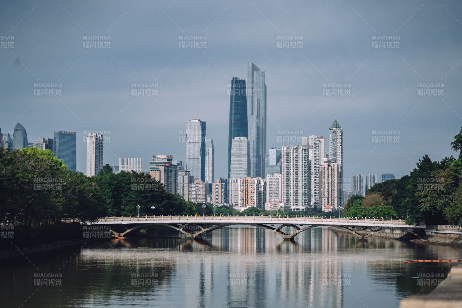 广州珠江新城远眺图片