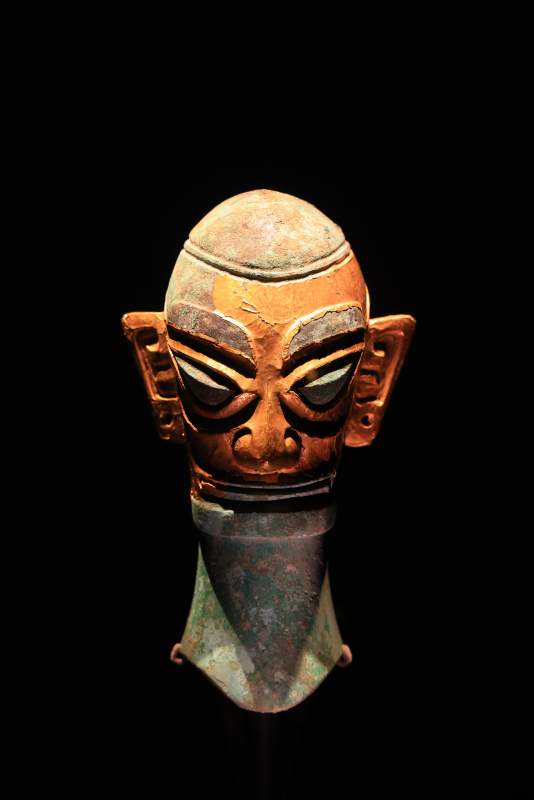 青铜面具图片