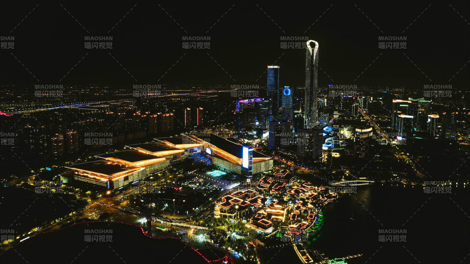 苏州金鸡湖工业园区CBD图片